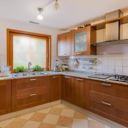Appartement Barrio Tranquilo, Wifi De Fibra Optica, Metro Y Autobus. Almería